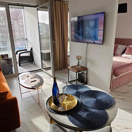 Apartment Copper By The European Solidarity Centre