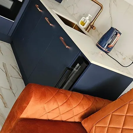 Copper By The European Solidarity Centre Apartment
