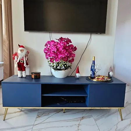 Copper By The European Solidarity Centre Apartment Danzig